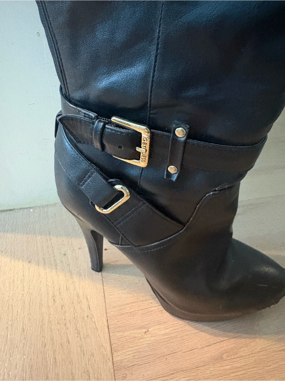 Guess Black High-Heel Leather-boots with Gold Buckle Detail